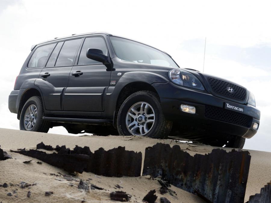  Hyundai Terracan 2004 года  (AU) (фото 8 из 16)